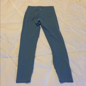 In movement lulu crops